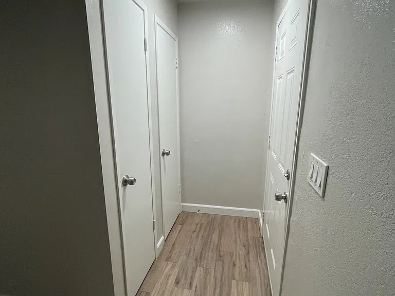 Evergreen apartments — Photo 5