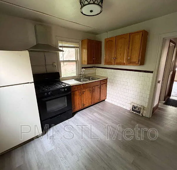 5336 Fletcher St — Photo 7