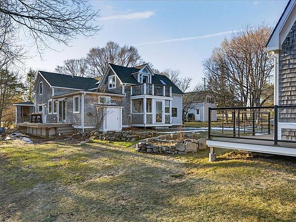 2nd image of 67 Tea Hill Road