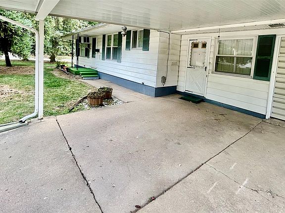 3rd image of 1005 N Jackson St