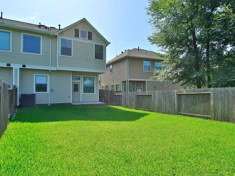 239 Biltmore Loop — Photo 39