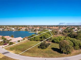 12706 SW Pembroke Cir N, Lake Suzy, FL 34269