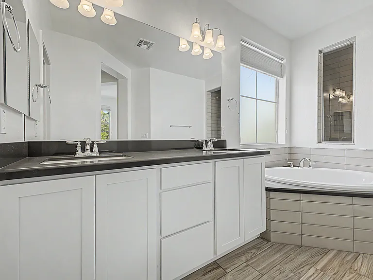1575 W Marlin Dr — Photo 14