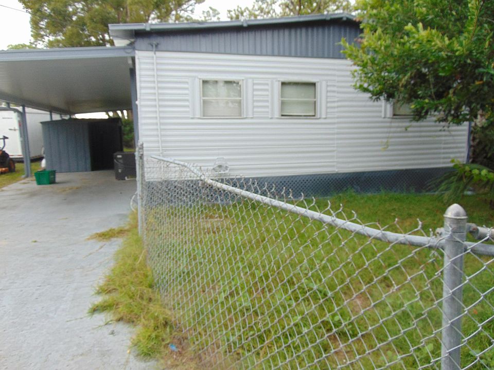 2nd image of 5435 Rogers Ave
