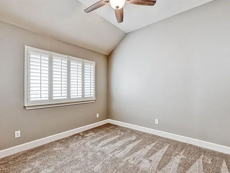 15943 Pleasant Green Cir — Photo 36