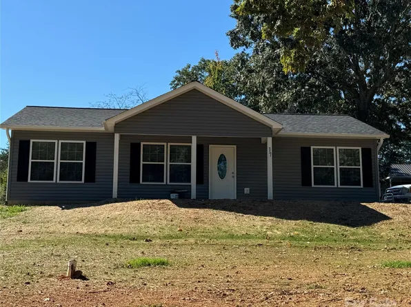 17 Hillside Ave, Granite Falls, NC 28630
