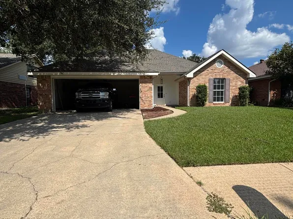 103 Boring Cir, Lafayette, LA 70506