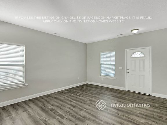 3rd image of 13645 Coram Pl