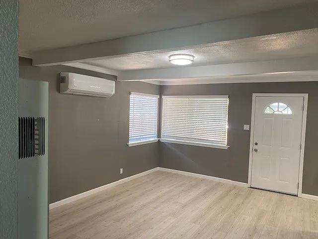 42 Harbor Dr — Photo 12