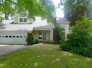 302 Falling Leaf Ln, Greensboro, NC 27410