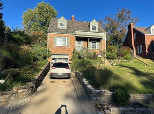 1066 Arbor Dr, Pittsburgh, PA 15220