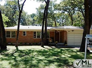 1510 W Lavender Ln, Arlington, TX 76013