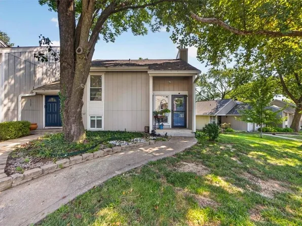 5725 N Oregon Ave, Kansas City, MO 64151