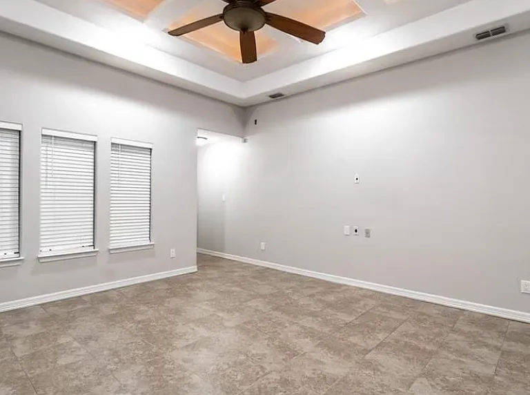 3409 Ozark Ave — Photo 7