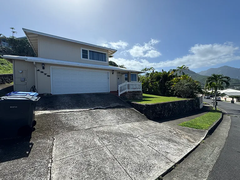 1279 Aupapaohe St — Photo 4