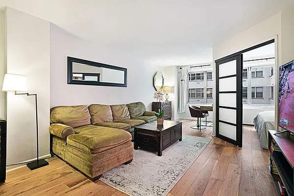 Sold by Compass | media 14