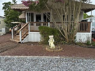 70 Lake Dr #157, Dennisville, NJ 08214