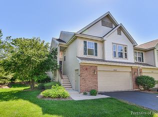 3163 Saganashkee Ln, Naperville, IL 60564