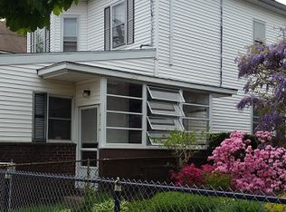 317 Central St, Saugus, MA 01906