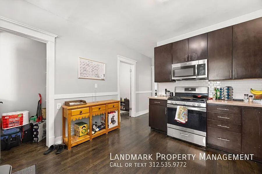 3521 N Western Ave Unit 1 — Photo 4