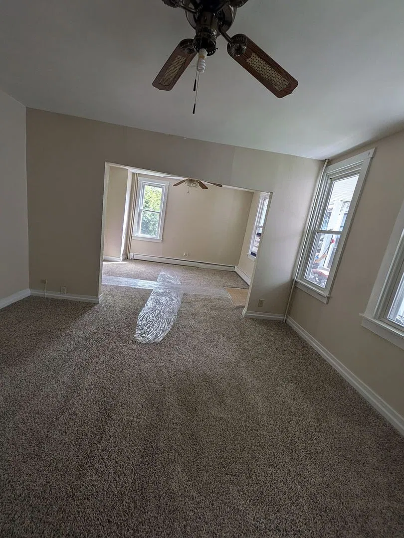 Spacious Three Bedroom Duplex — Photo 3