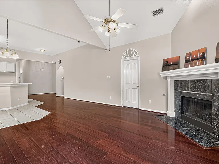 8503 Raybluff Ln — Photo 14