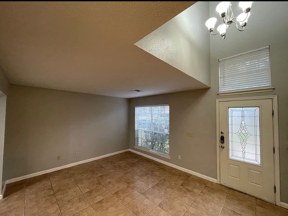 1st image of 7726 Spruce Haven Dr
