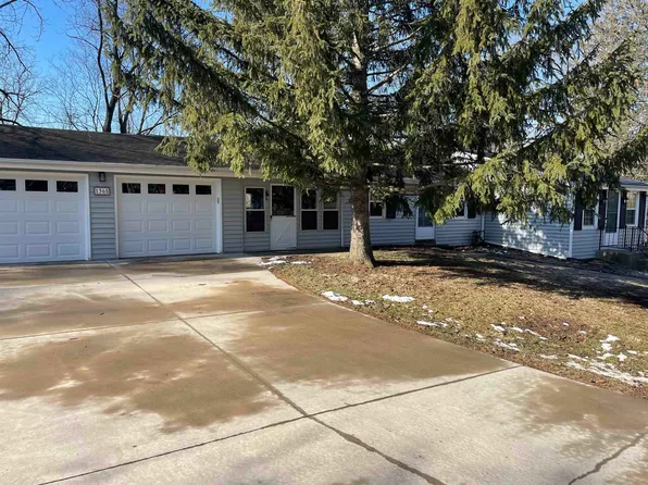 1365 Field St, Galena, IL 61036