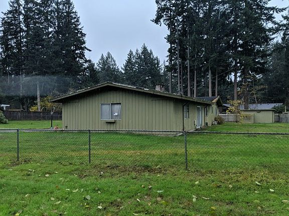 2nd image of 3121 Madora Dr SE