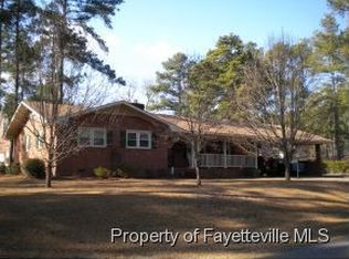 403 McMillan St, Raeford, NC 28376