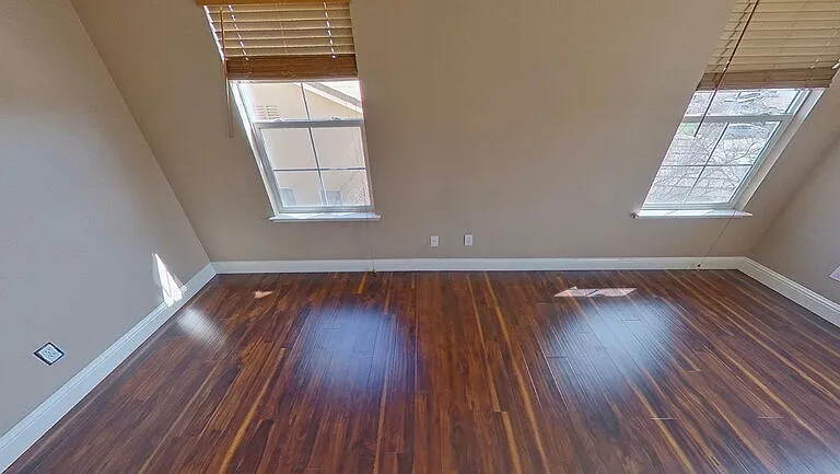 1692 Woodhaven Cir — Photo 34