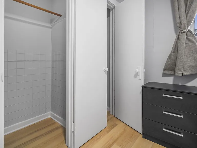 104 Harvard Pl — Photo 197