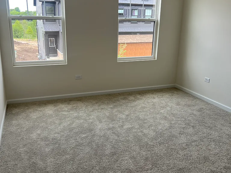 929 Preserve Ct — Photo 22