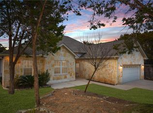 15 Springwood Cir, Wimberley, TX 78676