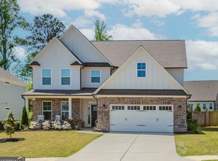 6829 Benjamin Dr, Flowery Branch, GA 30542