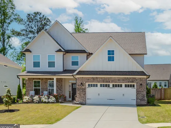 6829 Benjamin Dr, Flowery Branch, GA 30542