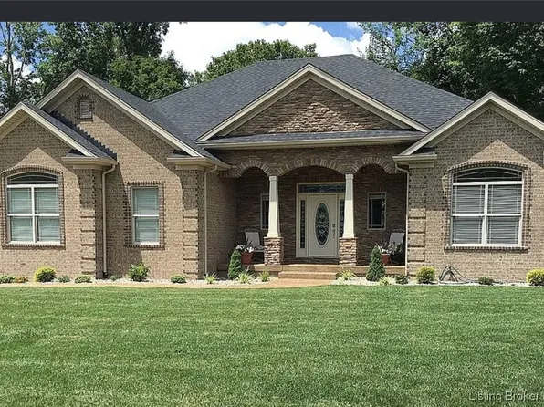 2984 Crescent Hill Drive NE, Corydon, IN 47112