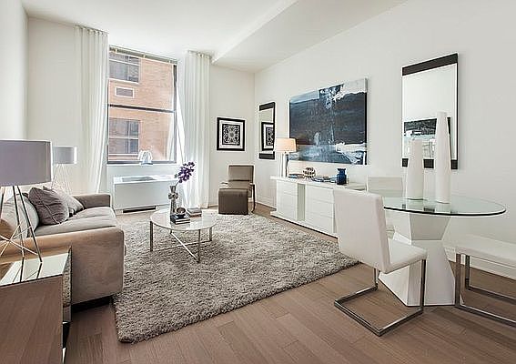 1st image of 70 Pine St APT 815