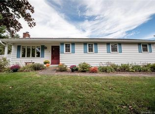 2 Louis Rd, Middlefield, CT 06455