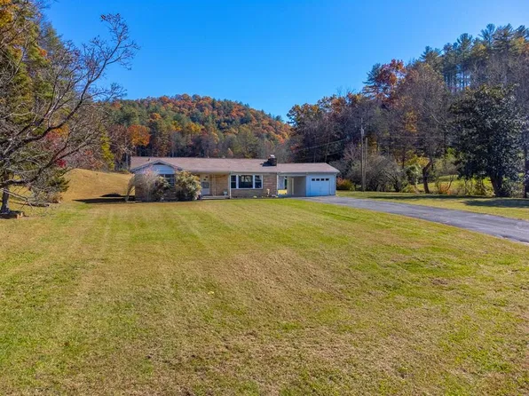 59 Poison Branch Rd, Robbinsville, NC 28771