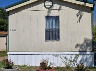 2006 Joann St, Newton, KS 67114