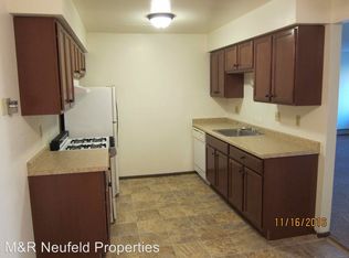 4121 W Rivers Edge Cir APT 112, Brown Deer, WI 53209