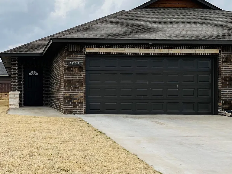1769 Comice Dr — Photo 1