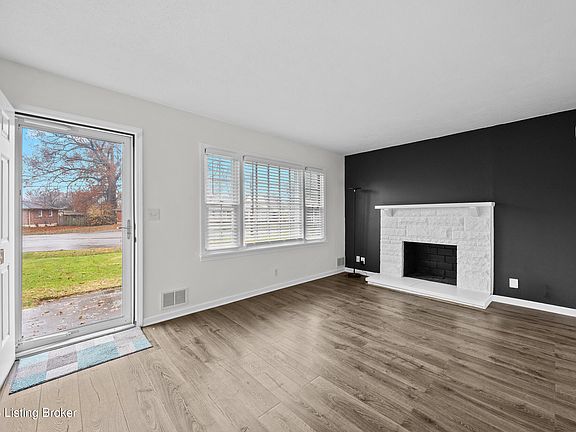 2nd image of 4811 Fister Ct