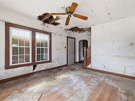 5th image of 5165 Schenley Ave