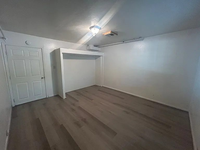 1163 Arcadian Ave — Photo 5