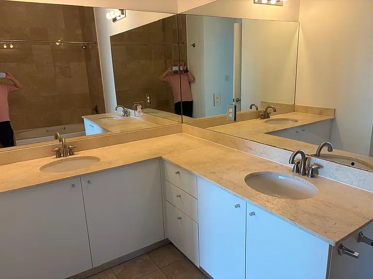 2100 Van Buren St #322 — Photo 12