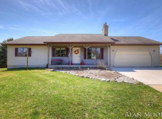 9100 Parmeter Ave NE, Rockford, MI 49341