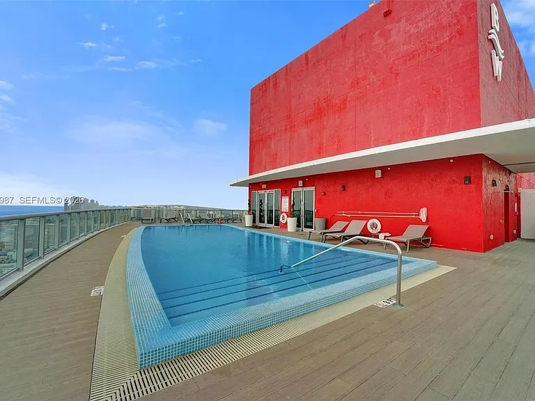 2600 E Hallandale Beach Blvd #T1902 — Photo 108