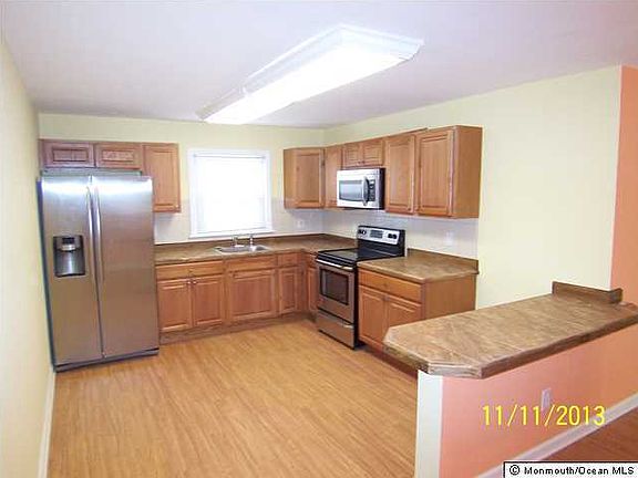 3rd image of 1118 1118 blvd Boulevard
